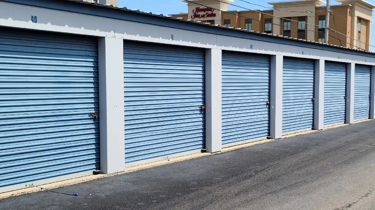 Secure Storage, RV storage in Waukegan