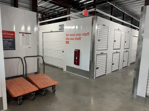 Public Storage photo 3