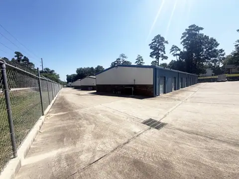 Lockaway Storage in Montgomery, TX