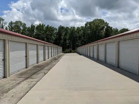 Santee Circle Self Storage in Moncks Corner, SC