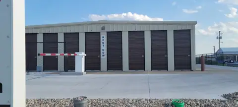 Gilbert Corner Storage photo 2