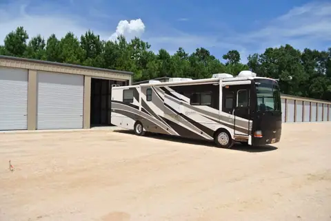The Bus Barn RV and Boat Storage in Hammond, LA