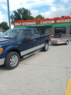 U-Haul Trailer Hitch Super Center at Dixie Hwy in Elsmere, KY