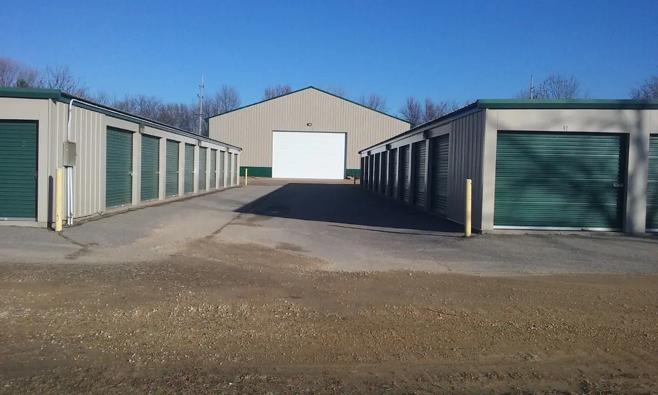 Elysian Self Storage, RV storage in Elysian