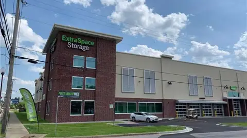 Extra Space Storage in Louisville, KY