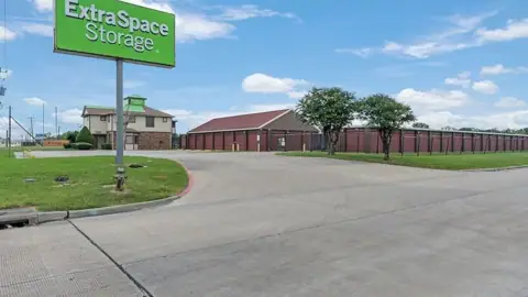 Extra Space Storage in Baytown, TX