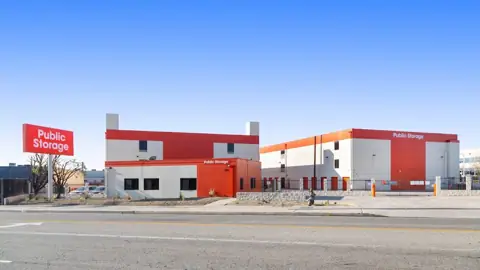 Public Storage in Burbank, CA