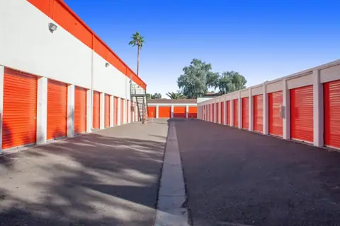 Public Storage photo 2