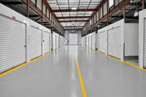StorageMart photo 3