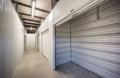 Storage King USA photo 3