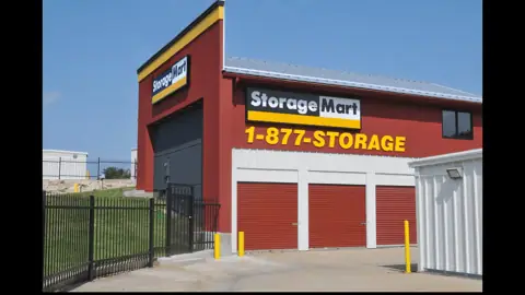 StorageMart in Blue Springs, MO