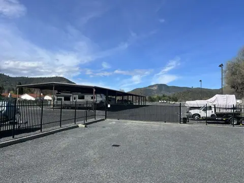 Ideal Storage Solutions in Gold Hill, OR