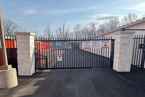 Public Storage photo 2