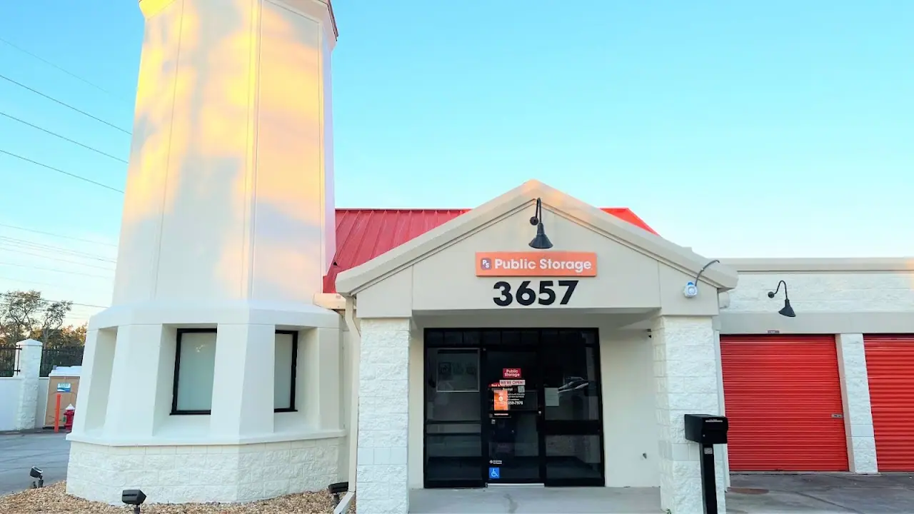 Public Storage, RV storage in Oldsmar