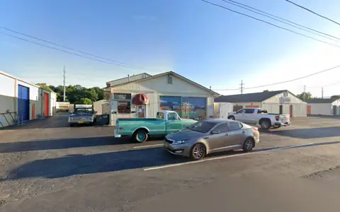 Salem Storage photo 2