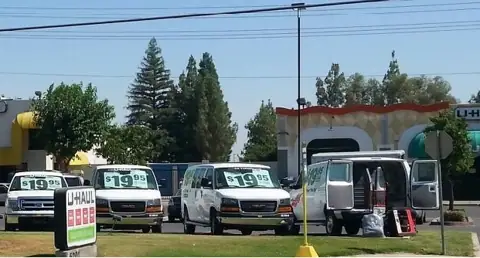U-Haul Moving & Storage at White Ln in Bakersfield, CA