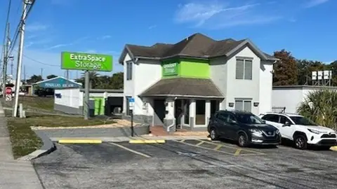 Extra Space Storage in Seminole, FL
