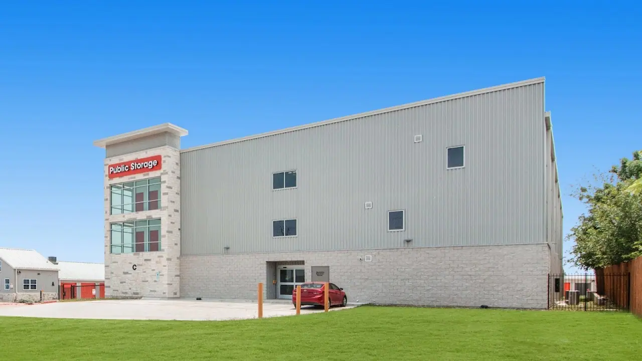 Public Storage, RV storage in Buda
