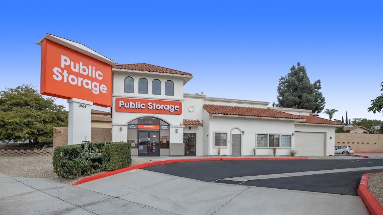Public Storage, RV storage in Long Beach