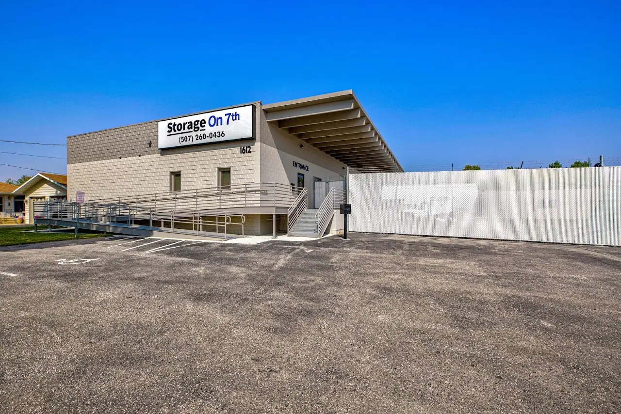 Storage on 7th, RV storage in Faribault