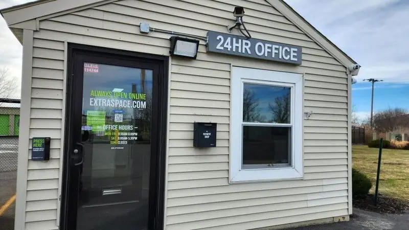 Extra Space Storage, RV storage in East Syracuse