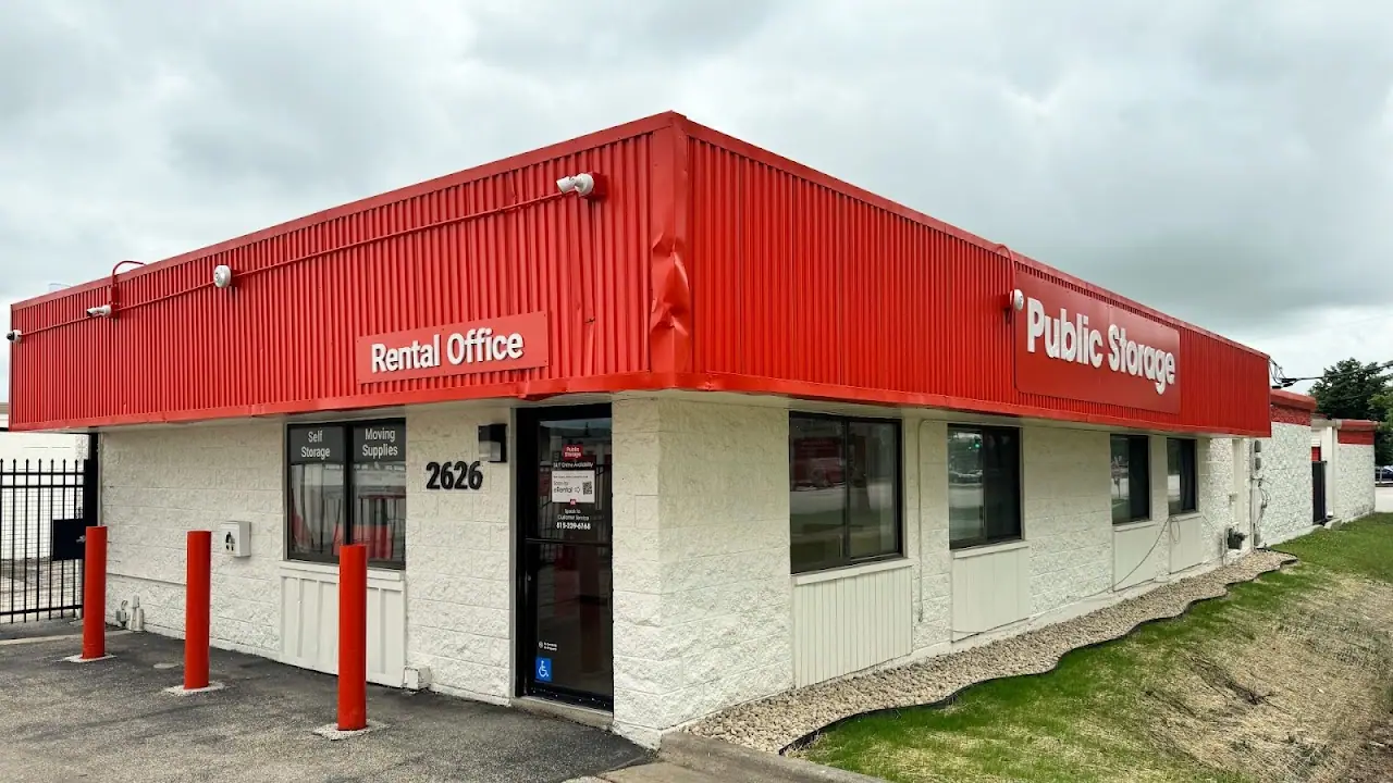 Public Storage, RV storage in Joliet