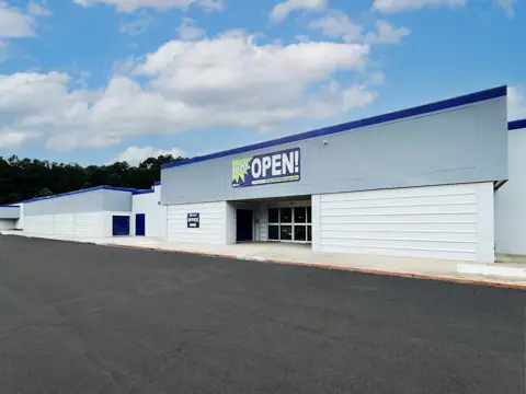 Midgard Self Storage in Fayetteville, GA