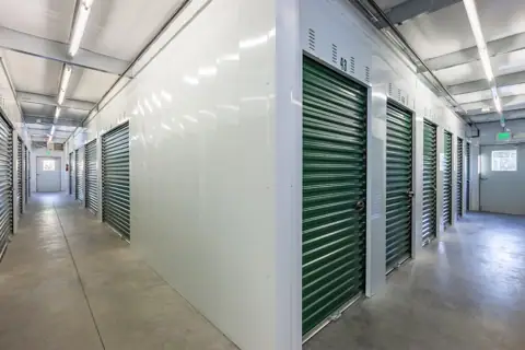 A-Z Storage﻿ in Blaine, WA