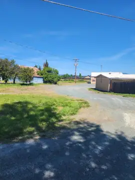 Demaray drive rv storage in Grants Pass, OR