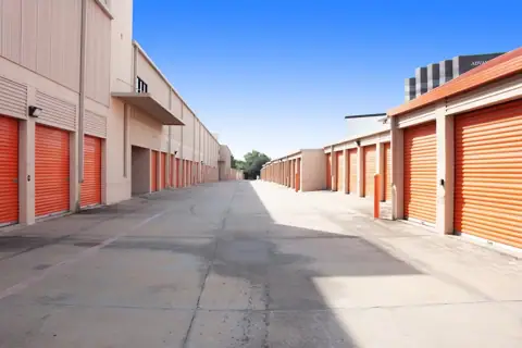 Public Storage photo 2