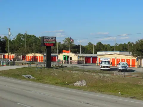 Self-Storage at U-Haul in Lake Wales, FL