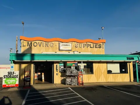Self-Storage at U-Haul in Klamath Falls, OR