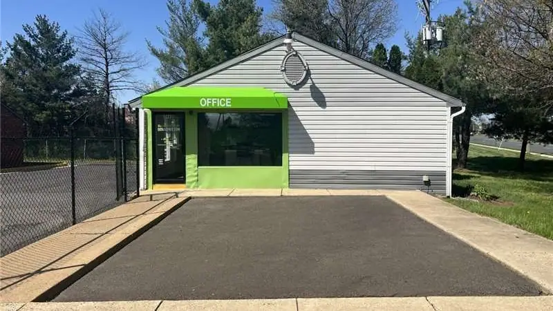 Extra Space Storage, RV storage in Chantilly