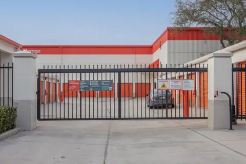 Public Storage photo 2