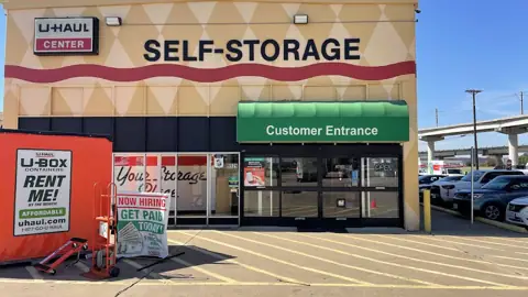 U-Haul Moving & Storage at Northwest Highway in Dallas, TX