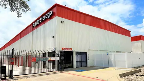 Public Storage in Dallas, TX