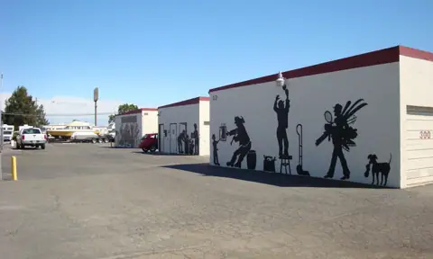 Freeport Self Storage in Sacramento, CA