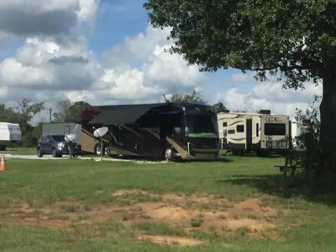 McKinney's RV Park in Iola, TX