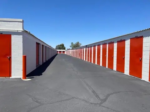 Public Storage photo 2
