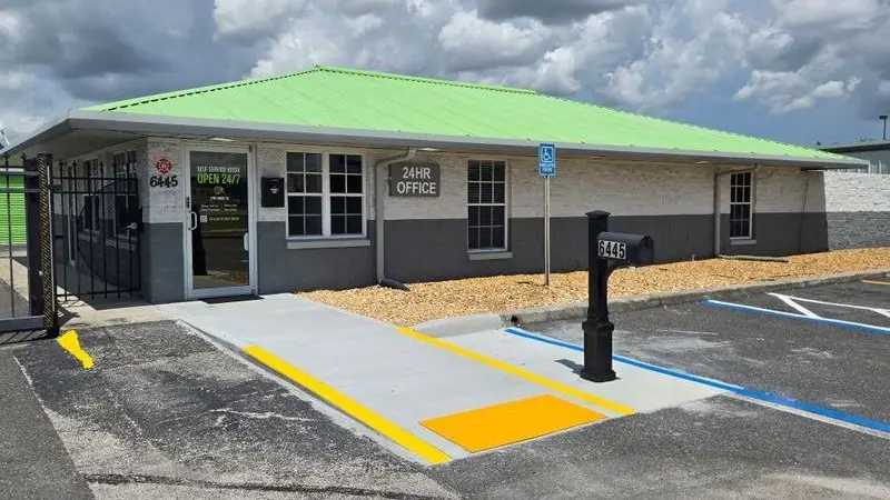 Extra Space Storage, RV storage in Lakeland