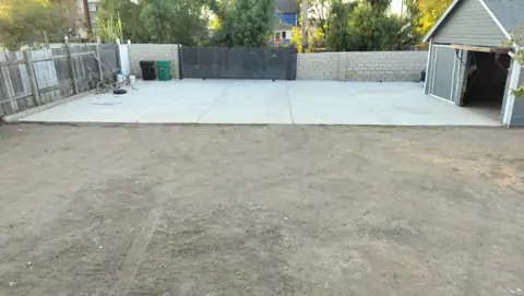 Victoria Ave Car Storage in Corona, CA