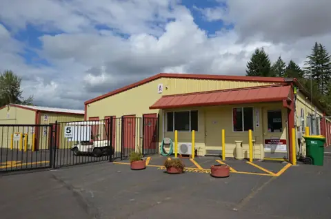 B Street Self Storage in Forest Grove, OR