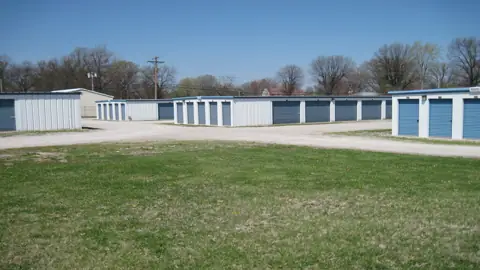 Airline Drive Self Storage in East Alton, IL