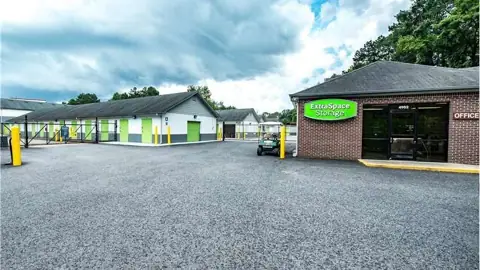 Extra Space Storage in Acworth, GA