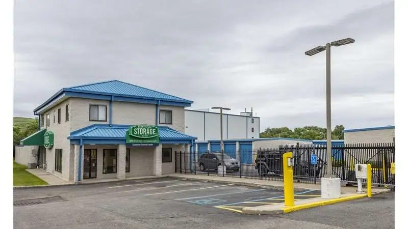 Extra Space Storage, RV storage in Staten Island