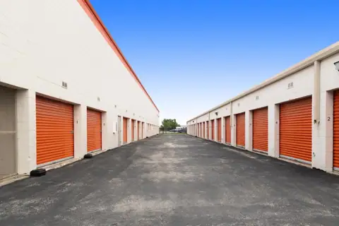 Public Storage photo 2