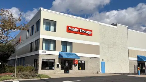 Public Storage in Island Park, NY