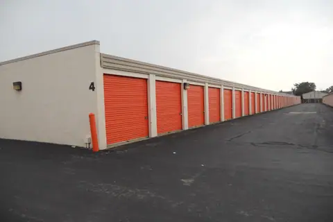 Public Storage photo 3