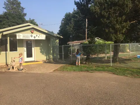Natures Acres Boarding Kennels in Damascus, OR