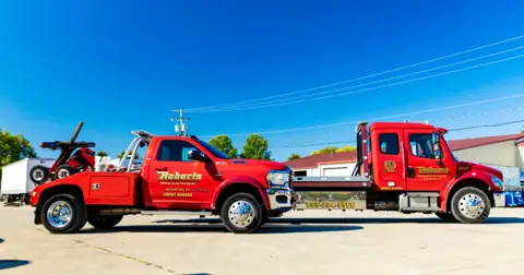 Roberts Heavy Duty Towing in Lexington, KY